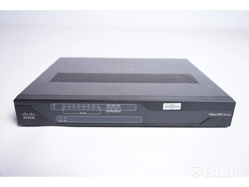 Router - Cisco 892FSP.