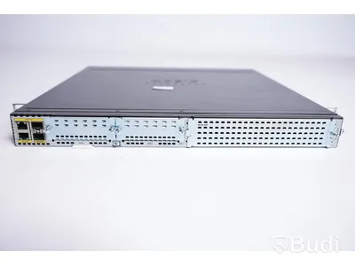 Router -  Cisco ISR 4331.