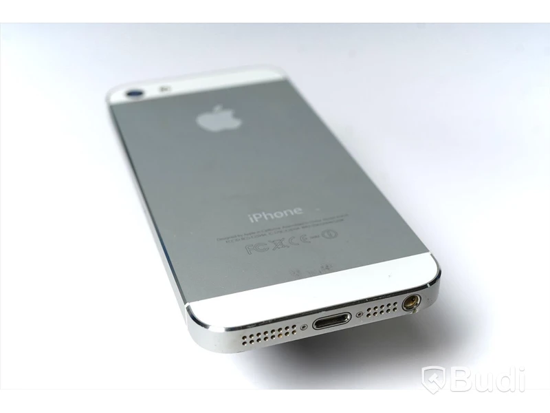 iPhone 5, 16 GB utan tillbehör.