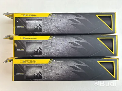 Parti med diverse gamingtillbehör, Corsair