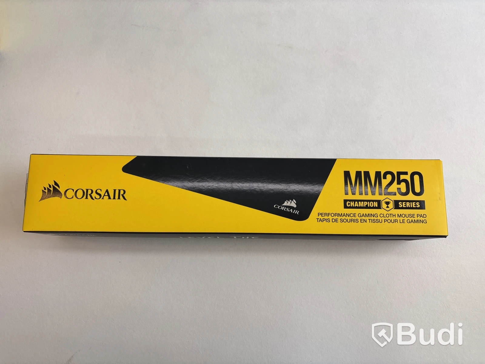 Parti med diverse gamingtillbehör, Corsair