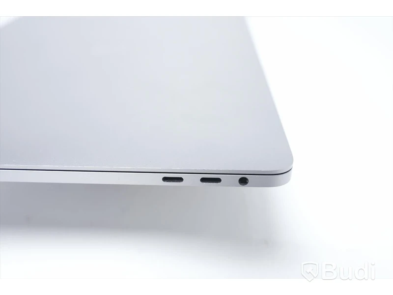 Dator - MacBook Pro i7 ink Fodral 2019
