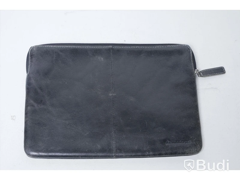Dator - MacBook Pro i7 ink Fodral 2019