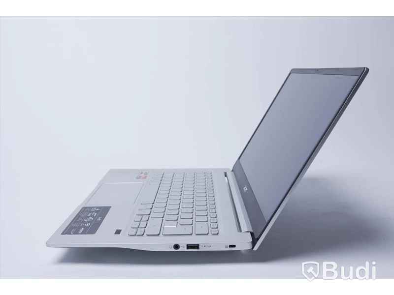 Dator - Asus Swift 3. Saknar laddare
