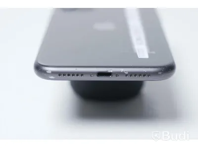iPhone 11 64GB - Batterihälsa: 91 procent, Skärmen har sprickor samt repor
