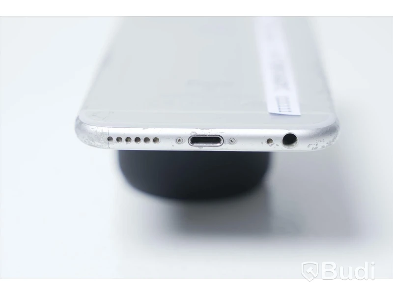 iPhone 6S 64GB - Batterihälsa: 73 procent, Skärmen har sprickor samt repor