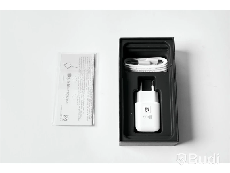 Mobiltelefon - LG Q7 Dual, inkluderar laddare