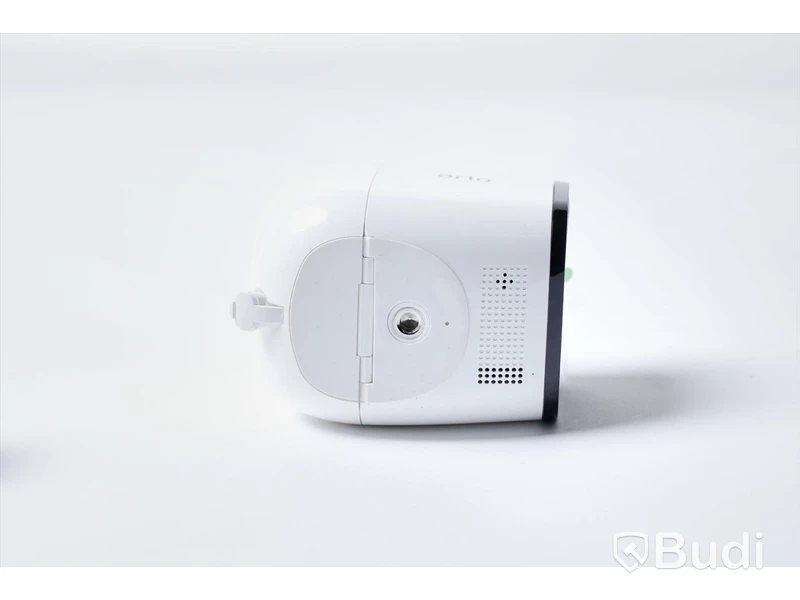 Övervakningskamera - Arlo Go 2 trådlös kamera, säljes utan vägfäste och kabel