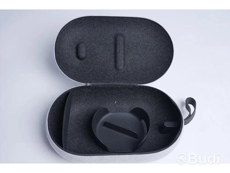 VR-headset Meta Quest 2, inkl skyddsväska, nypris ca 5000 kr