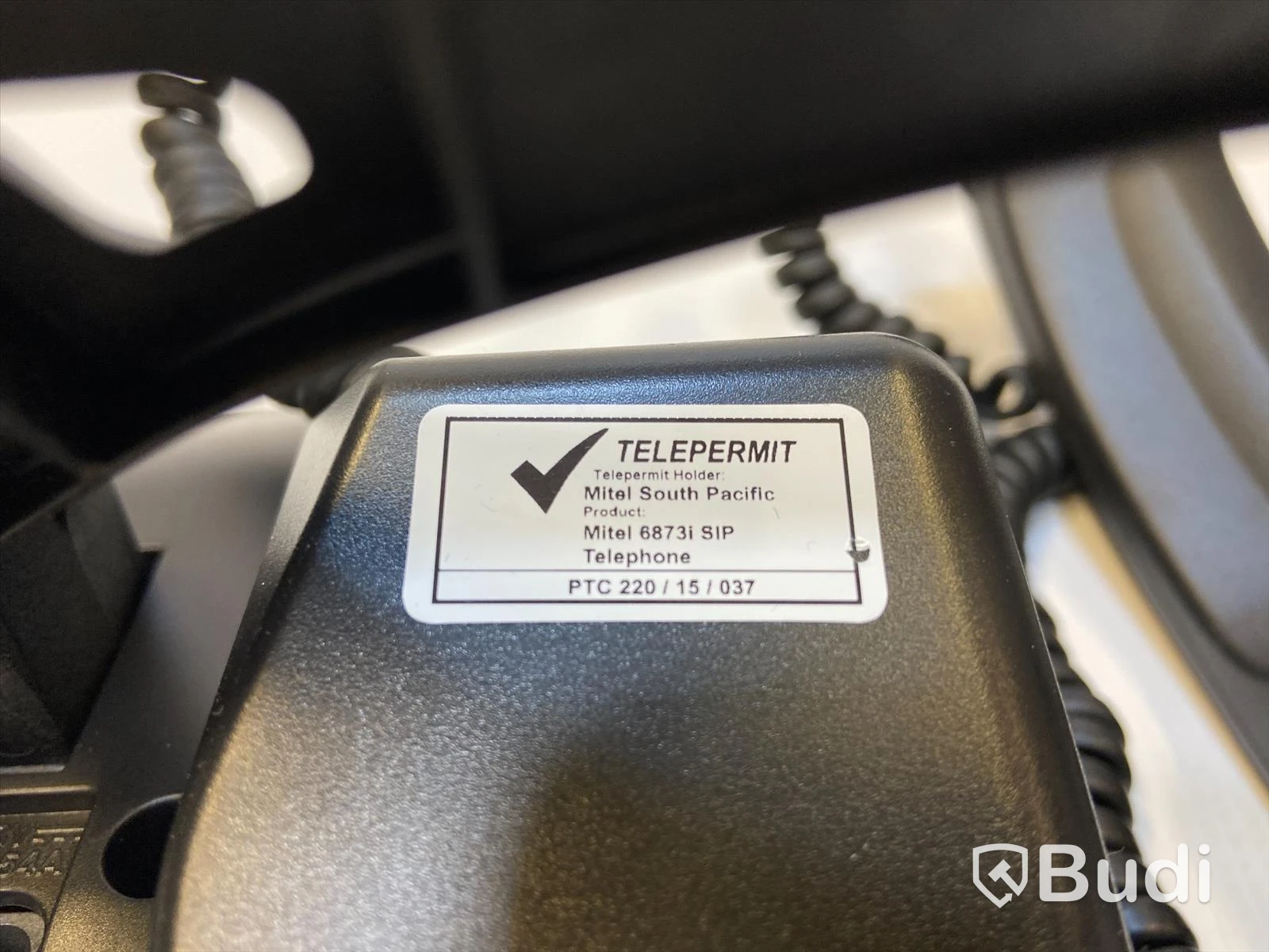 2st Mitel 6873i IP telefon