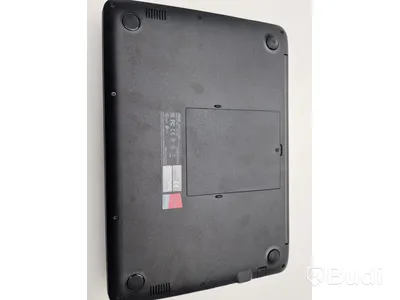 Asus L402M Notebook i originalförpackning + laddare