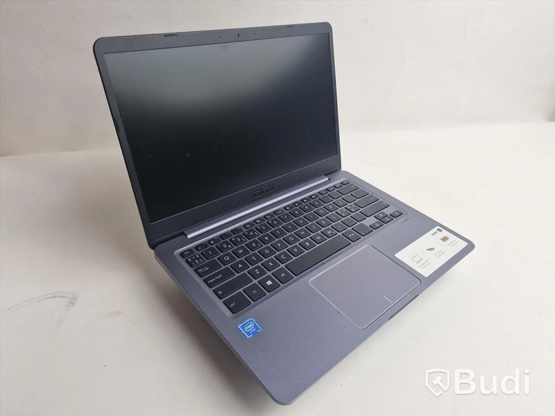 Asus E406M Notebook PC OBS! INGET OS