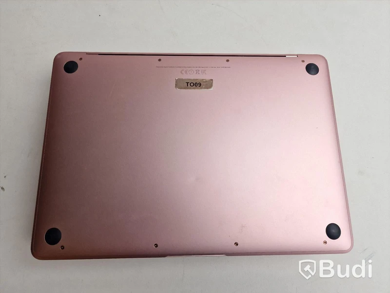 MacBook (2016) OBS! TRASIG I-KNAPP