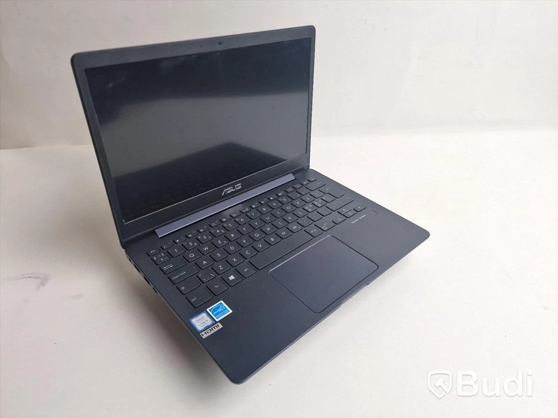 Asus UX331U Notebook PC OBS! INGET OS
