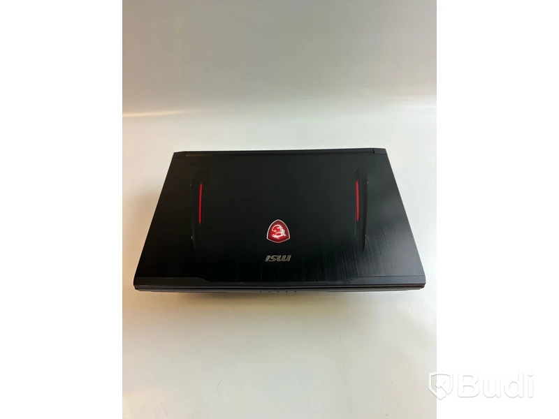 Dator MSI GT63 Titan 8RG inkl. laddare.