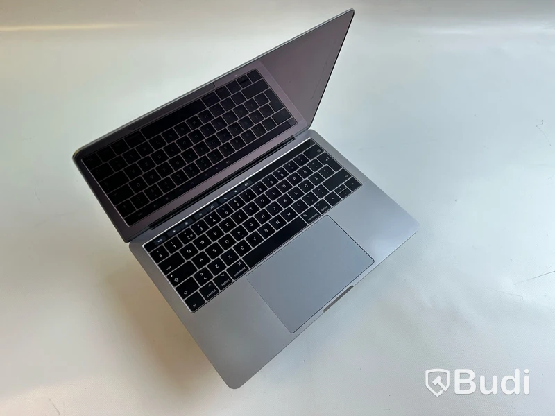 Dator Apple MacBook Pro 13tum (2017). OBS! Sprucken skärm.