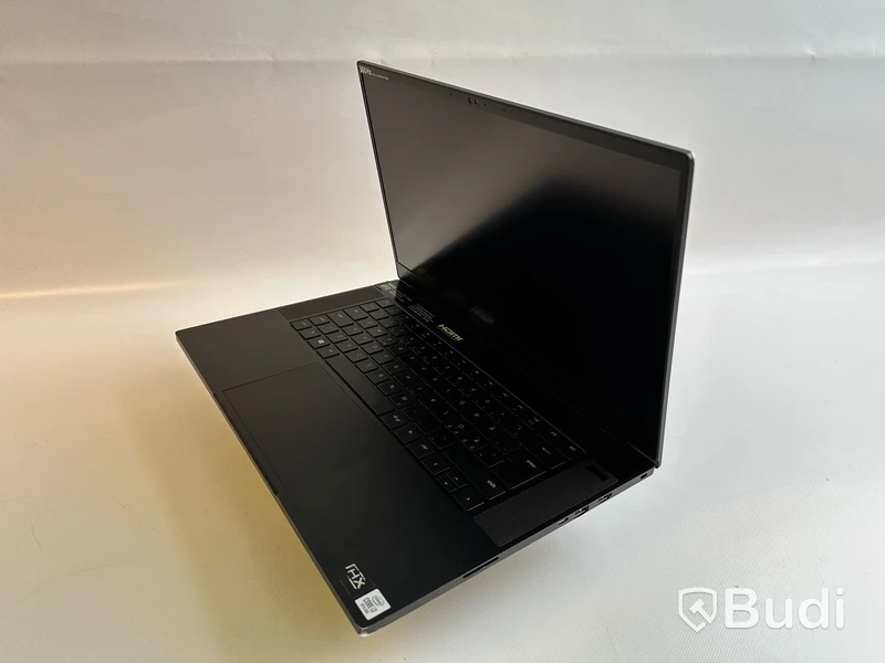 Dator Razer Blade 15 (2021) inkl. laddare.