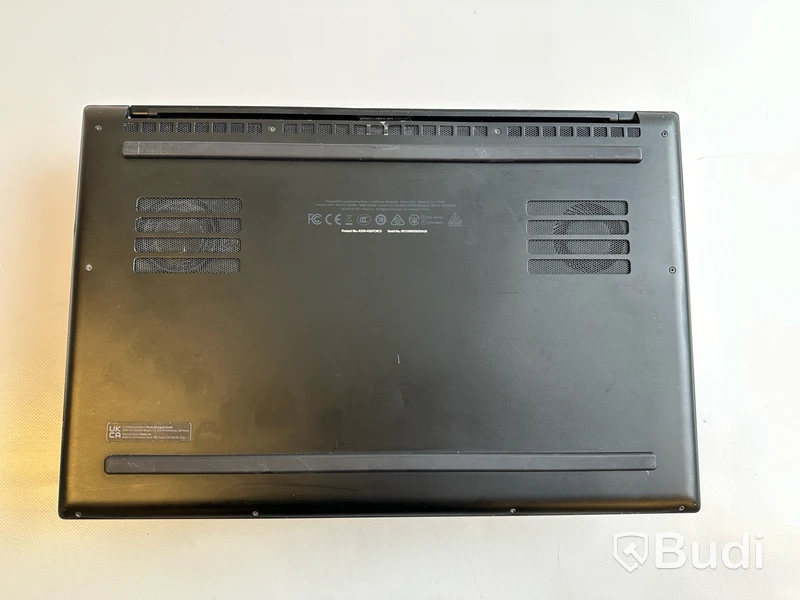Dator Razer Blade 15 (2021) inkl. laddare.