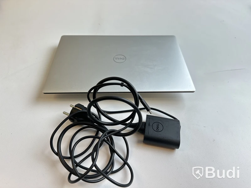 Dator Dell XPS 13 7390 inkl laddare.OBS! Defekt skärm