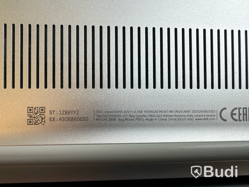 Dator Dell XPS 13 7390 inkl laddare.OBS! Defekt skärm