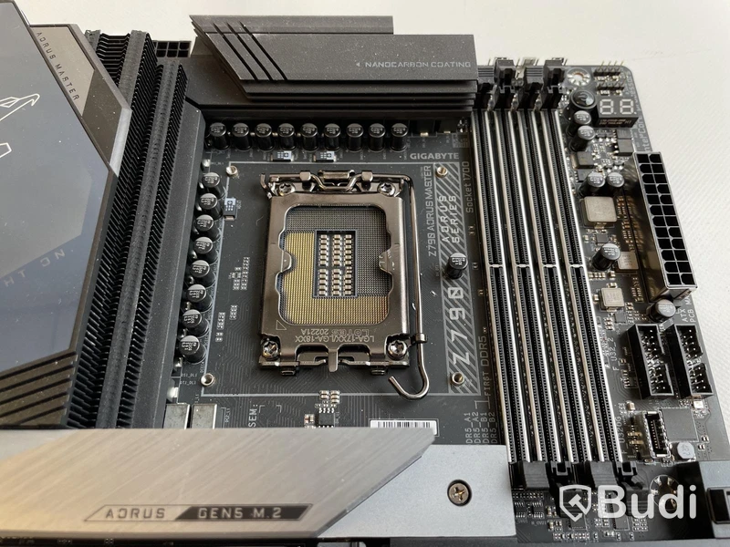 Gigabyte Aorus Z790 Master Moderkort.