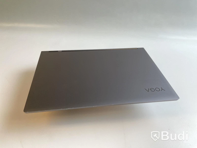 Dator Lenovo Yoga C930 inkl laddare och datorväska.