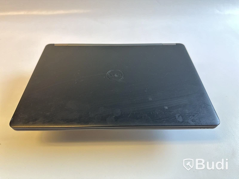 Dator Dell Latitude E5470 inkl laddare. OBS! Inget OS.
