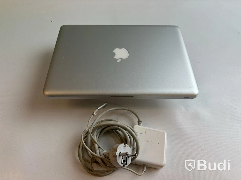 Dator Apple Macbook Pro 15tum (2011) inkl laddare.