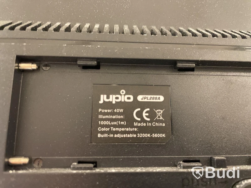 2 st. Jupio JPL288A lampor. Obs! Utan tillbehör.