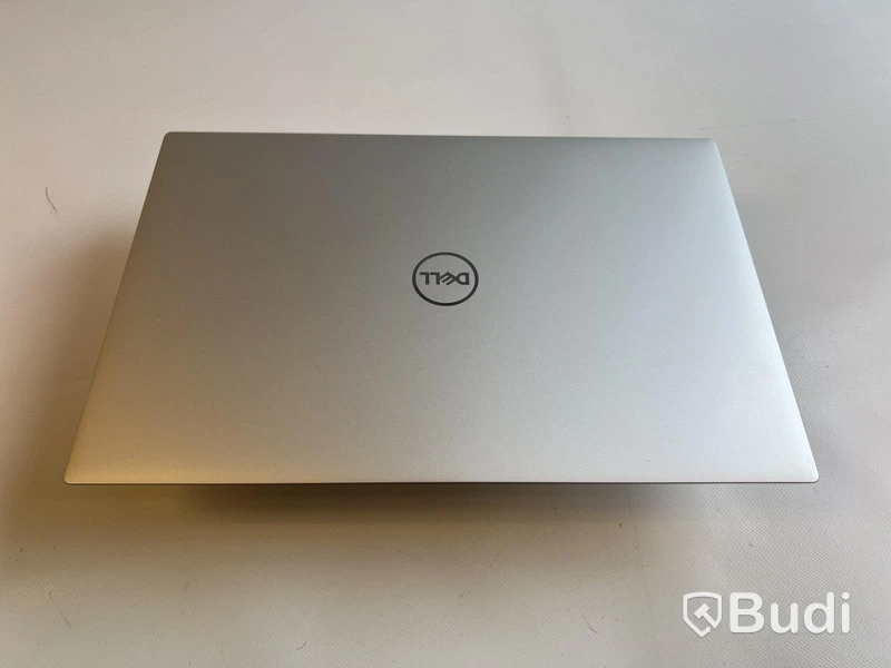 Dator Dell XPS 15 9520 inkl. laddare. OBS! Inget OS.
