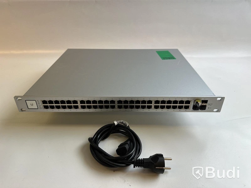 UniFi Switch 48 500W inkl. strömkabel.