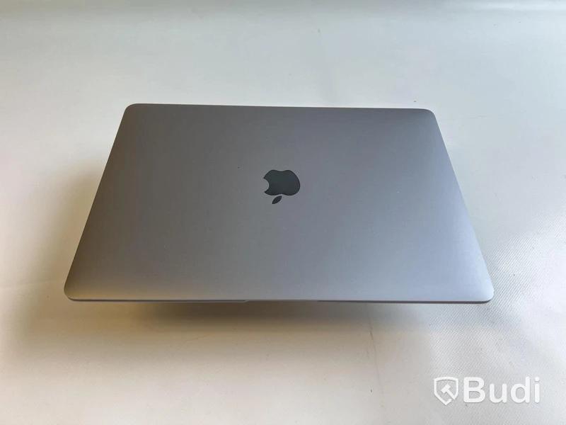 Dator Apple MacBook Air 13 tum (2020) inkl. laddare.