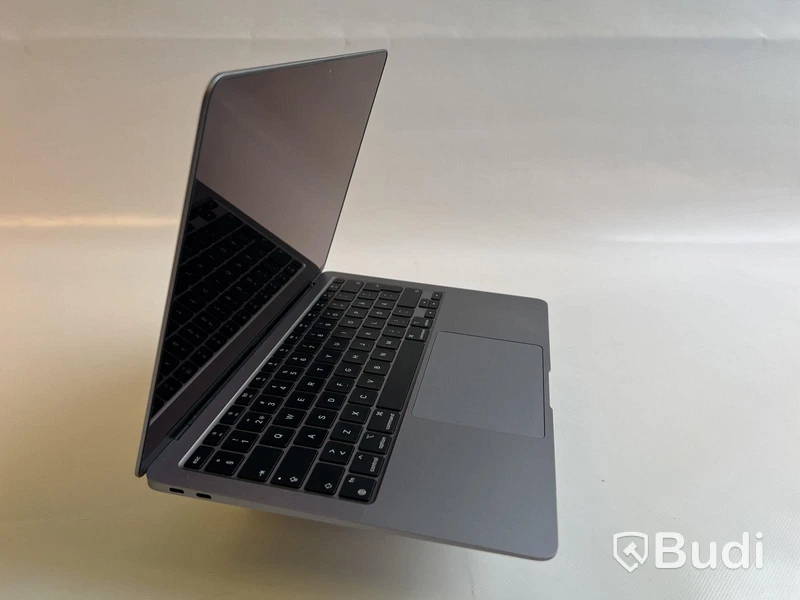 Dator Apple MacBook Air 13 tum (2020) inkl. laddare.