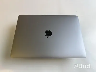 Dator Apple MacBook Pro 13 tum (2017) inkl. laddare.