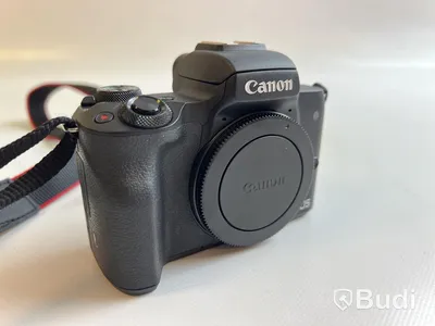 Kamera Canon EOS M50 med Canon EF-M 22mm f/2 STM - objektiv
