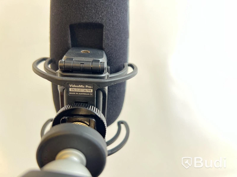 Mikrofon Rode VideoMic Pro+.