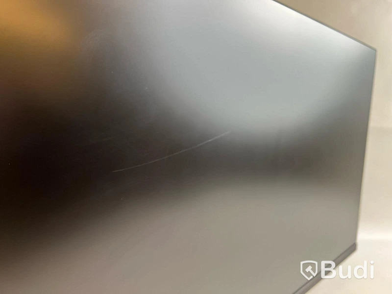 Datorskärm Dell P2719H inkl. strömkabel. OBS! Repor på skärmen.