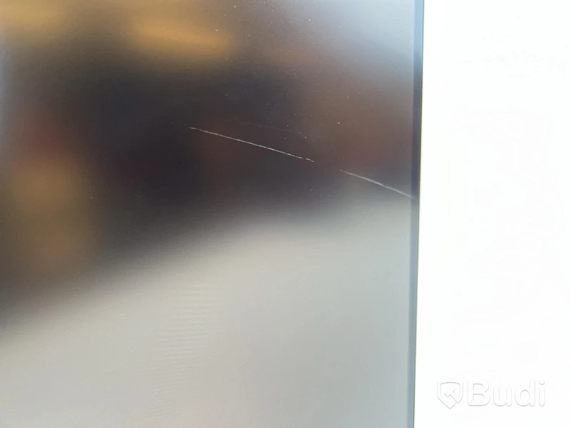 Datorskärm Dell UltraSharp U2721DE inkl. strömkabel. OBS! Repor på skärmen.