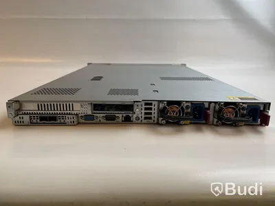 Server HP ProLiant DL360p Gen8.