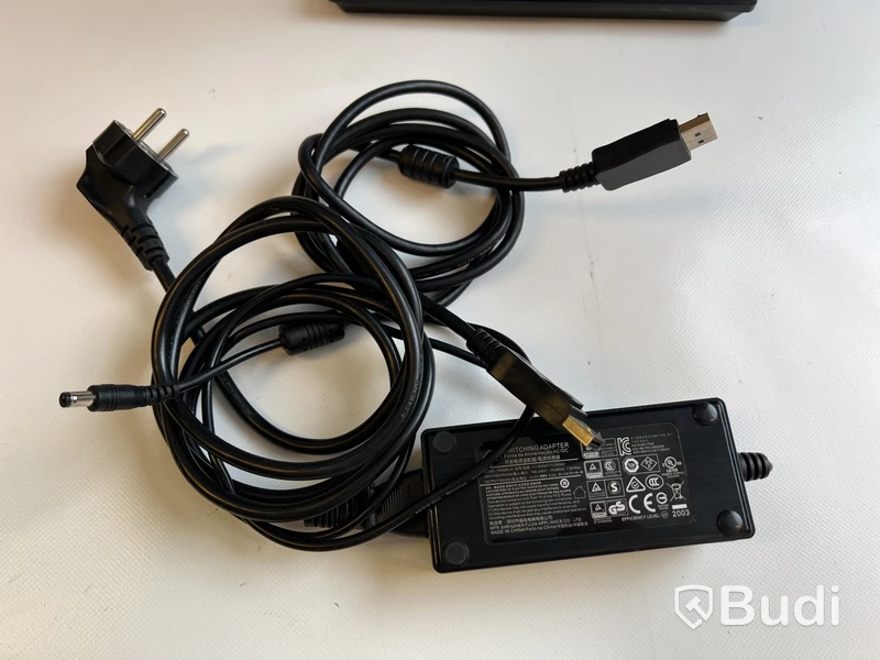 Datorskärm Voxicon D27QP inkl. strömkabel.