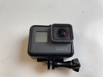 GoPro Hero 5 med 128GB micro SD-kort. OBS! Laddare medföljer ej.