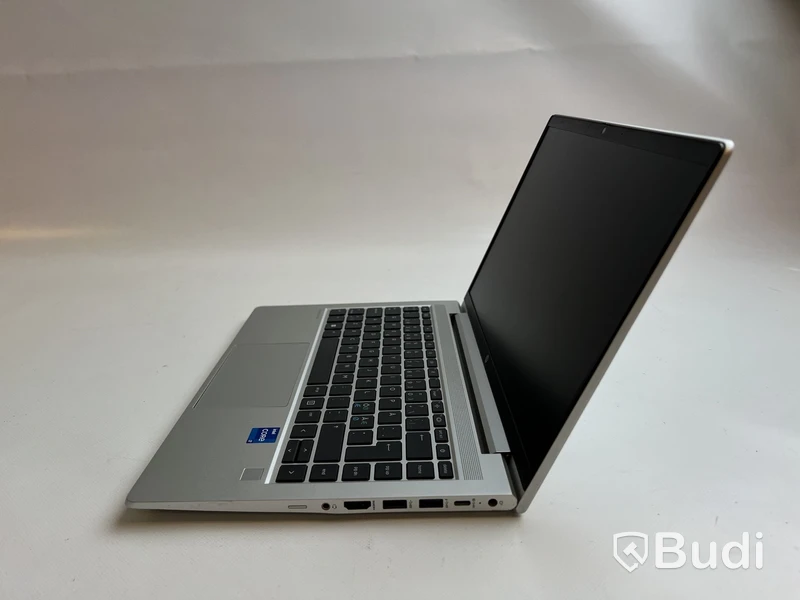 Dator HP Probook 440 14 tum G9 OBS! Kosmetisk skada, se bilder.