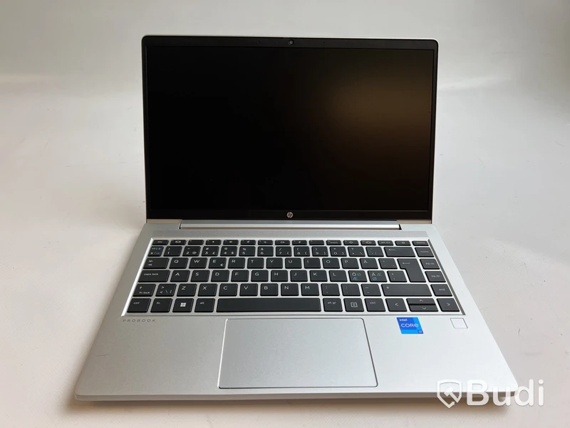 Dator HP Probook 440 14 tum G9 OBS! Kosmetisk skada, se bilder.