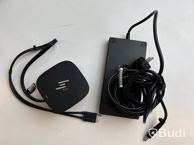 Dator HP ZBook Fury 16 G9. inkl. strömkabel och en HP dock