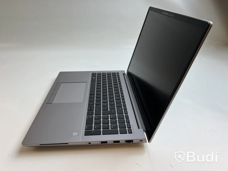 Dator HP ZBook Fury 16 G9. inkl. strömkabel och en HP dock