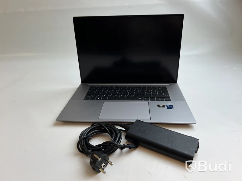 Dator HP ZBook Fury studio 16 tum G9. inkl. Stromkabel