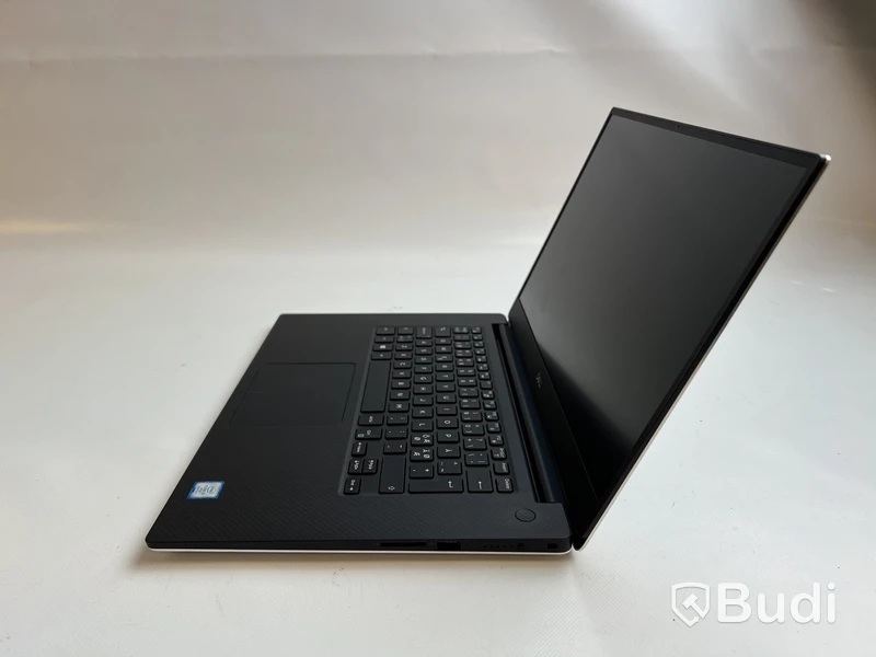 Dator Dell Precision 5540. inkl. strömkabel