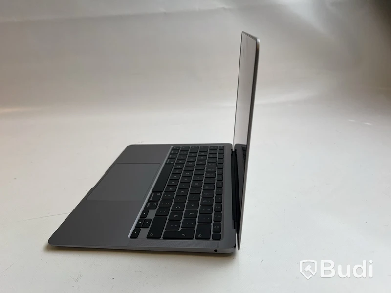 Dator MacBook Air M1 (2020) inkl. Satechi USB C Hub