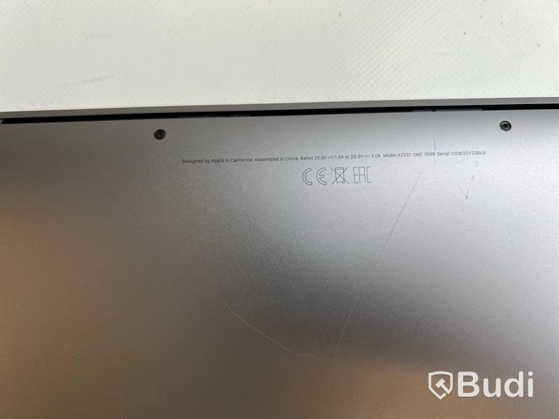 Dator MacBook Air M1 (2020) inkl. Satechi USB C Hub