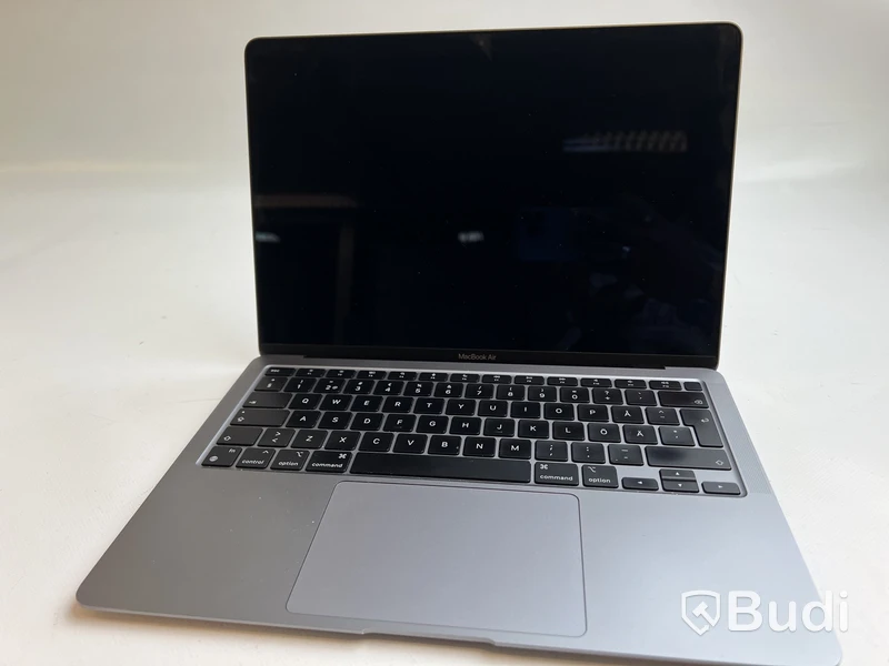 Dator MacBook Air M1 (2020) i originalförpackning inkl. Satechi USB Hub.